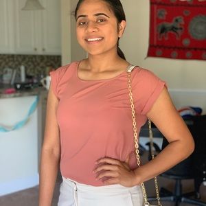 Meet your Posher, Sonia